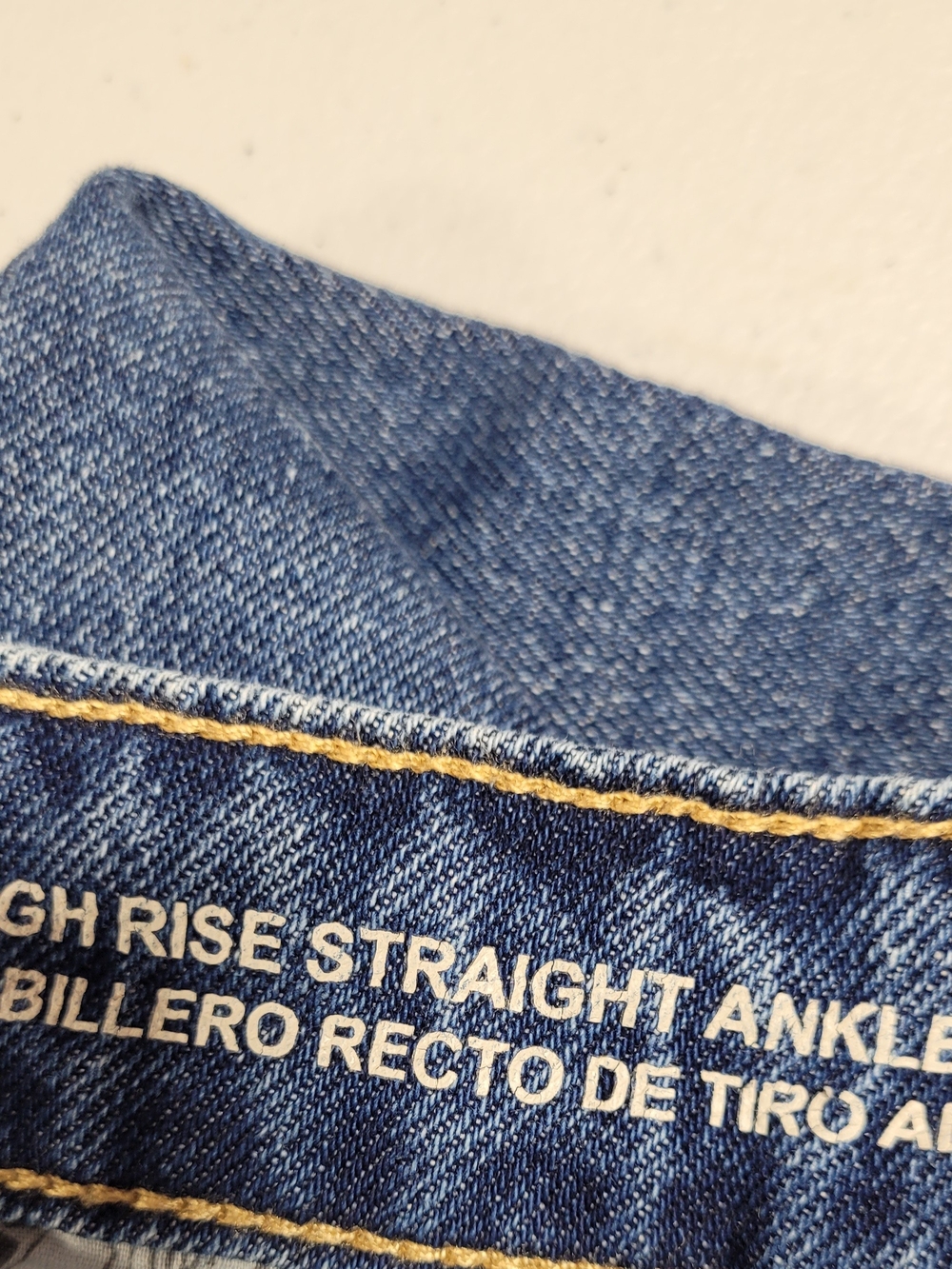 wild fable Blue Straight-Leg Women's Jeans with Distressed Knee - Picture 3 of 4